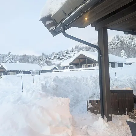 I Med Elbil Lader סטרין