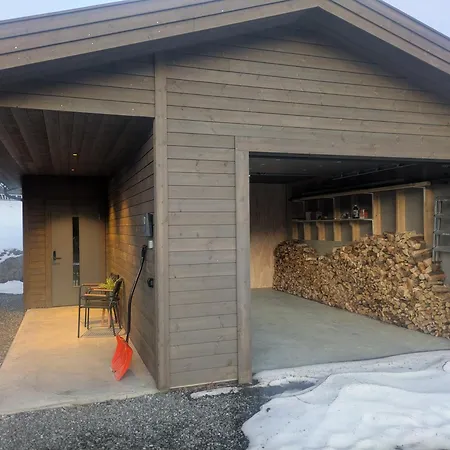 Villa I Med Elbil Lader *