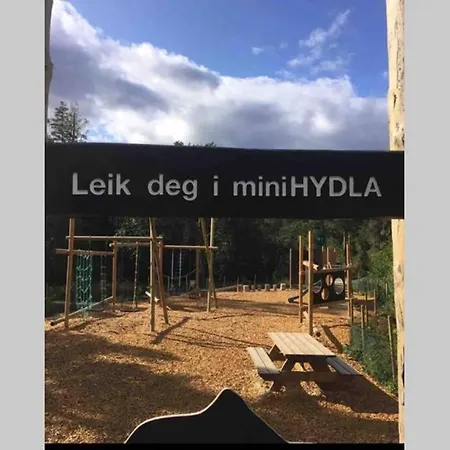 I Med Elbil Lader
